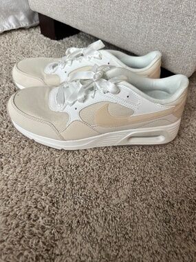 Women's Nike Air Sneakers